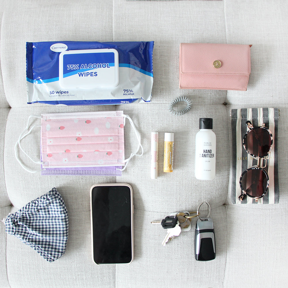 handbag essentials