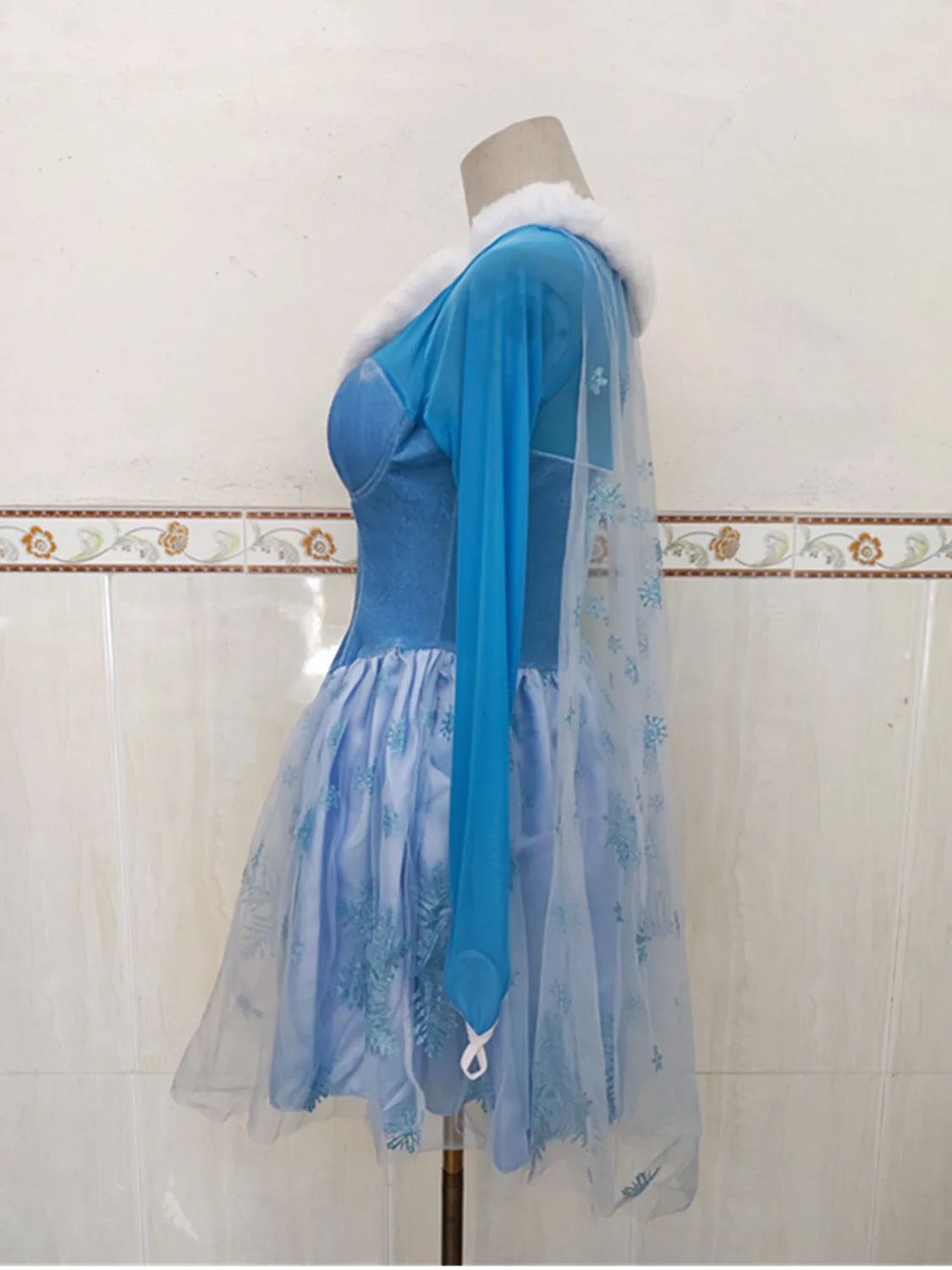 Enchanting Princess Cosplay Costumes for Halloween and Purim Parties - Image 48