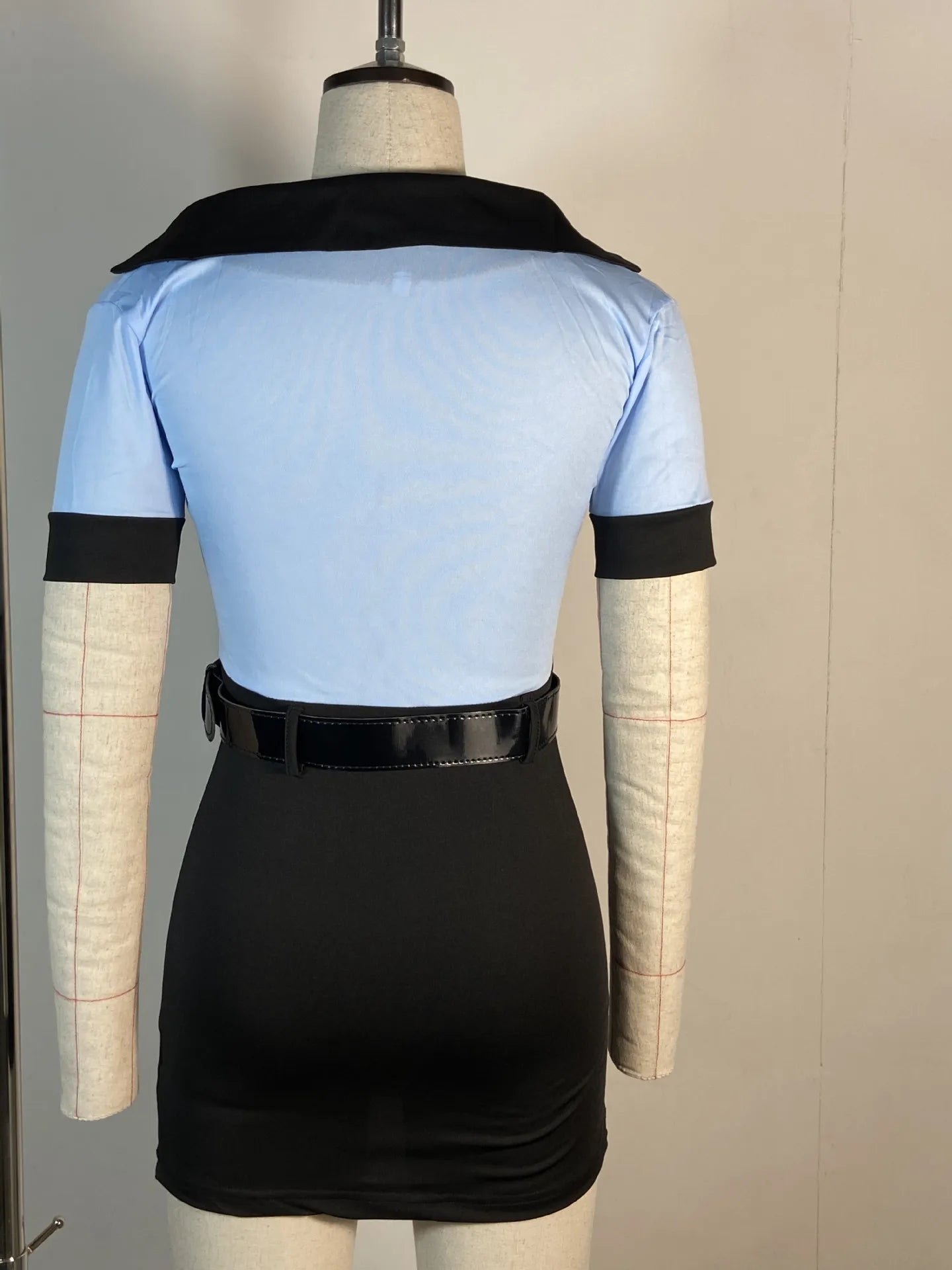 Women's Blue Police Costume for Halloween Cosplay Party - Image 4