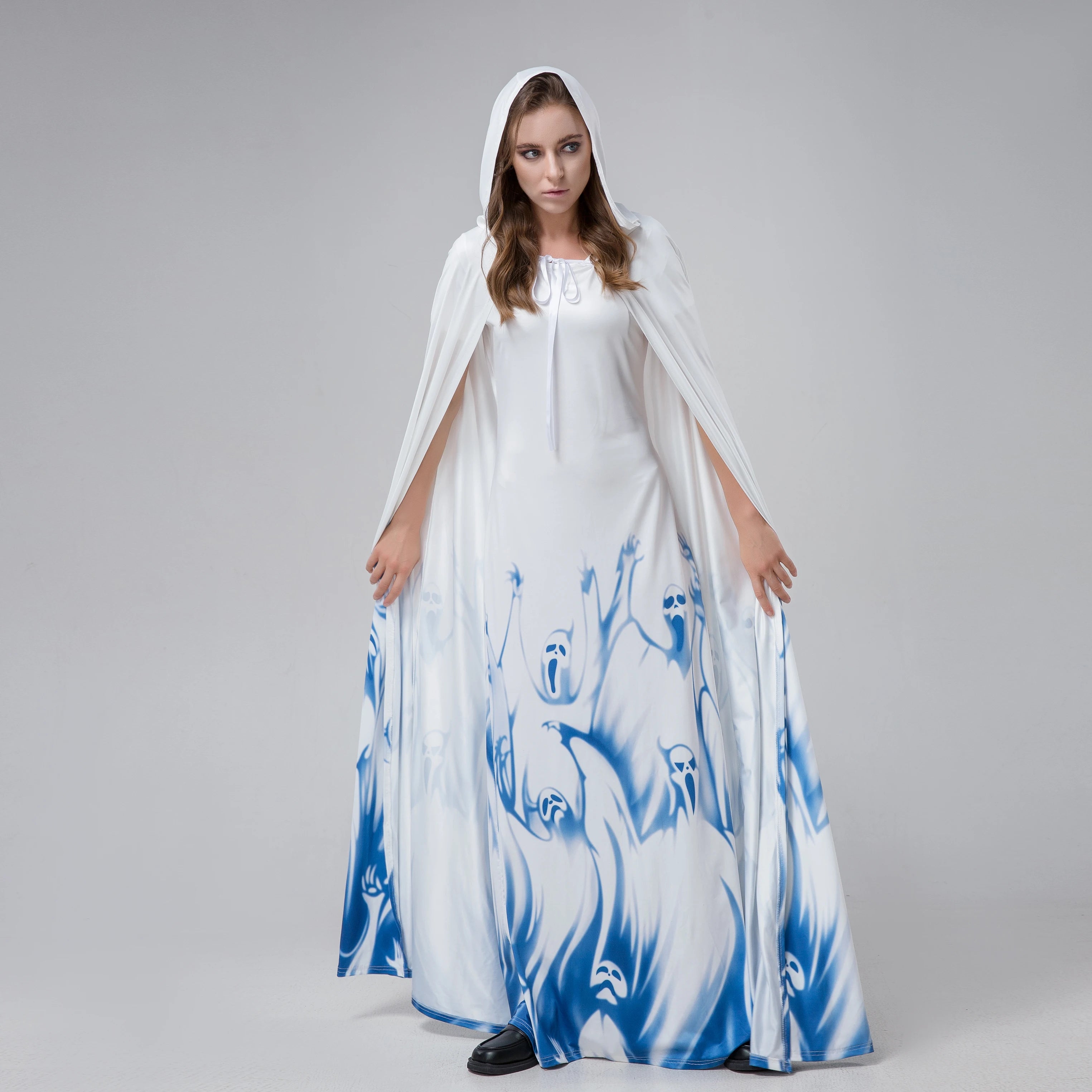 Spooky Halloween Costume: Skeletons, Witches, and More! - Image 4