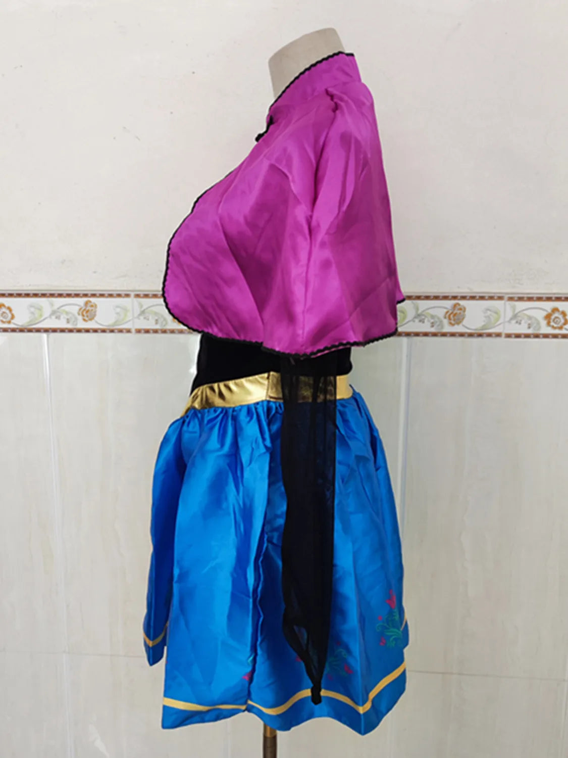 Enchanting Princess Cosplay Costumes for Halloween & Purim - Image 32