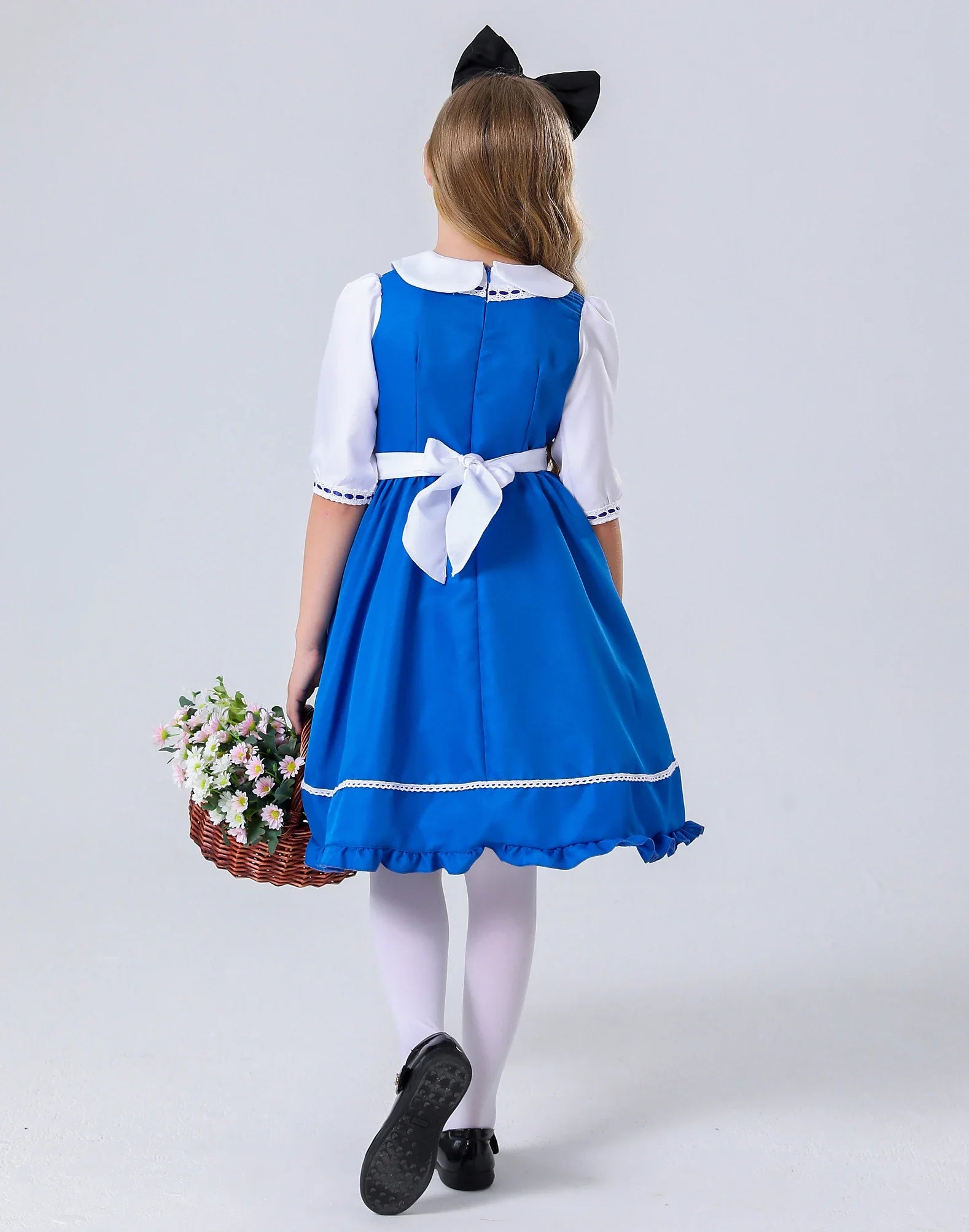 Enchanting Alice in Wonderland Cosplay Costume for Girls - Image 2
