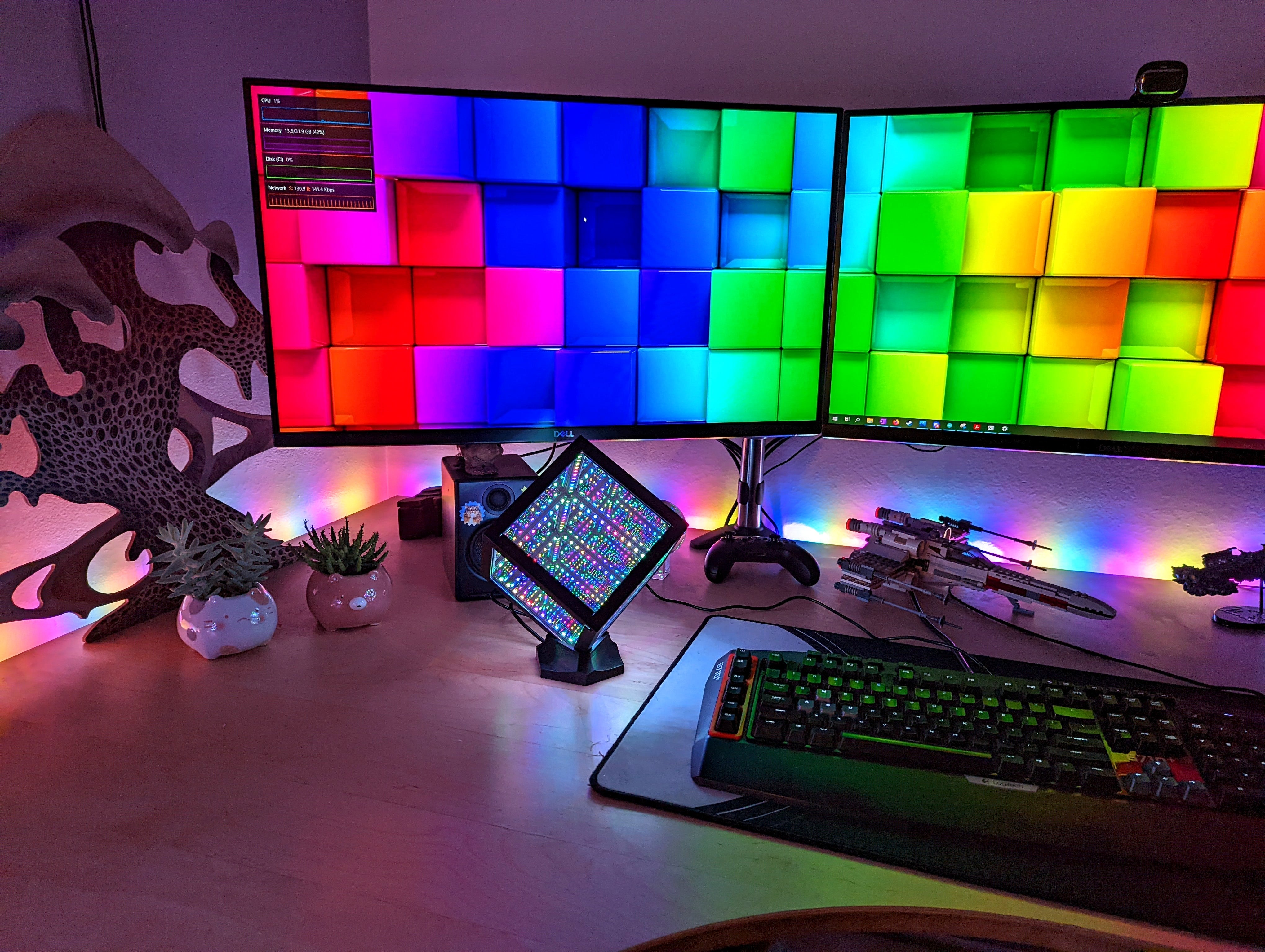 gaming desk setup using rgb lights