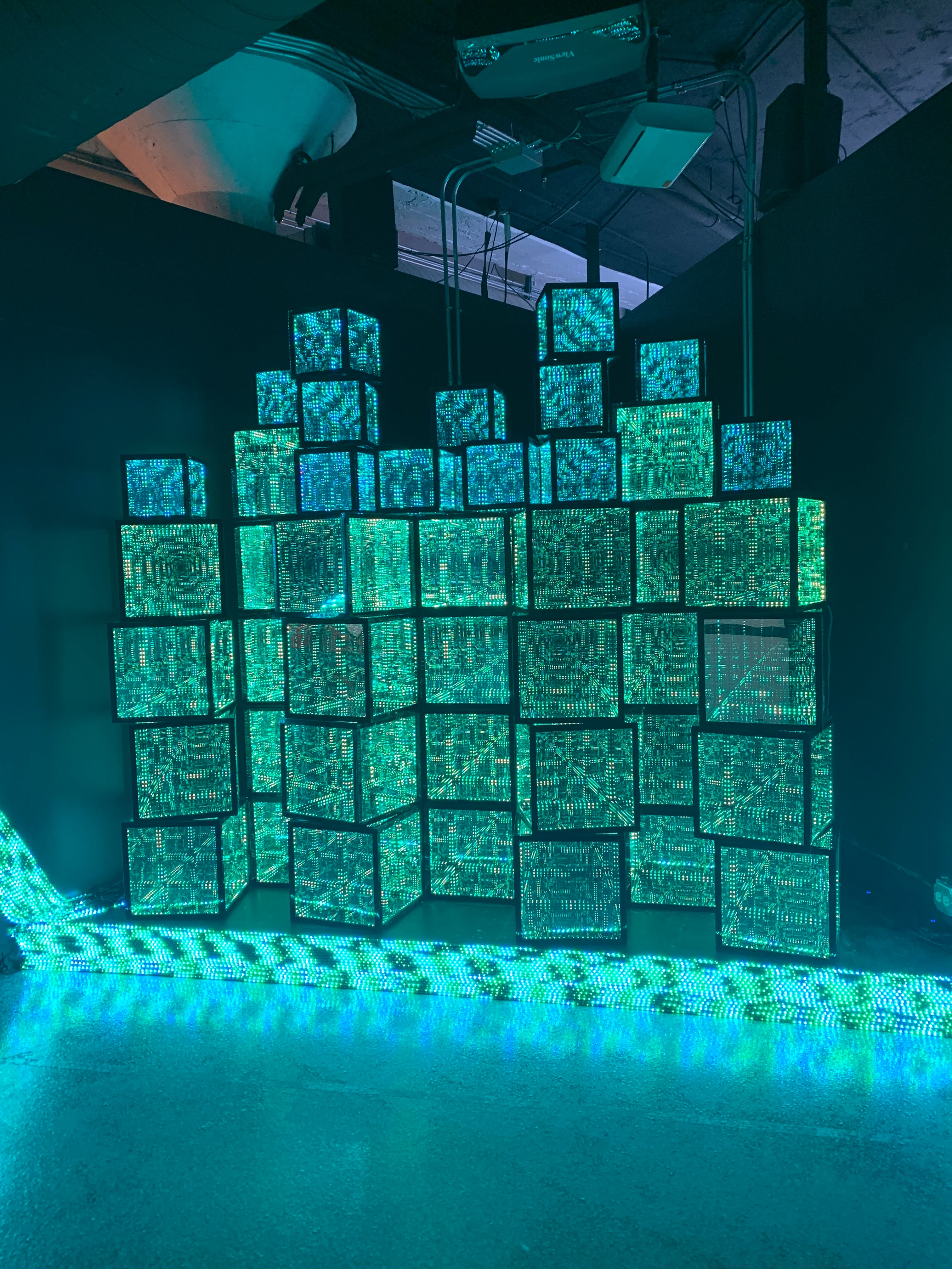 infinite cubes on display