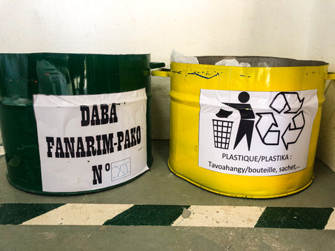 Centre de tri des déchets dans notre atelier basé à Madagascar