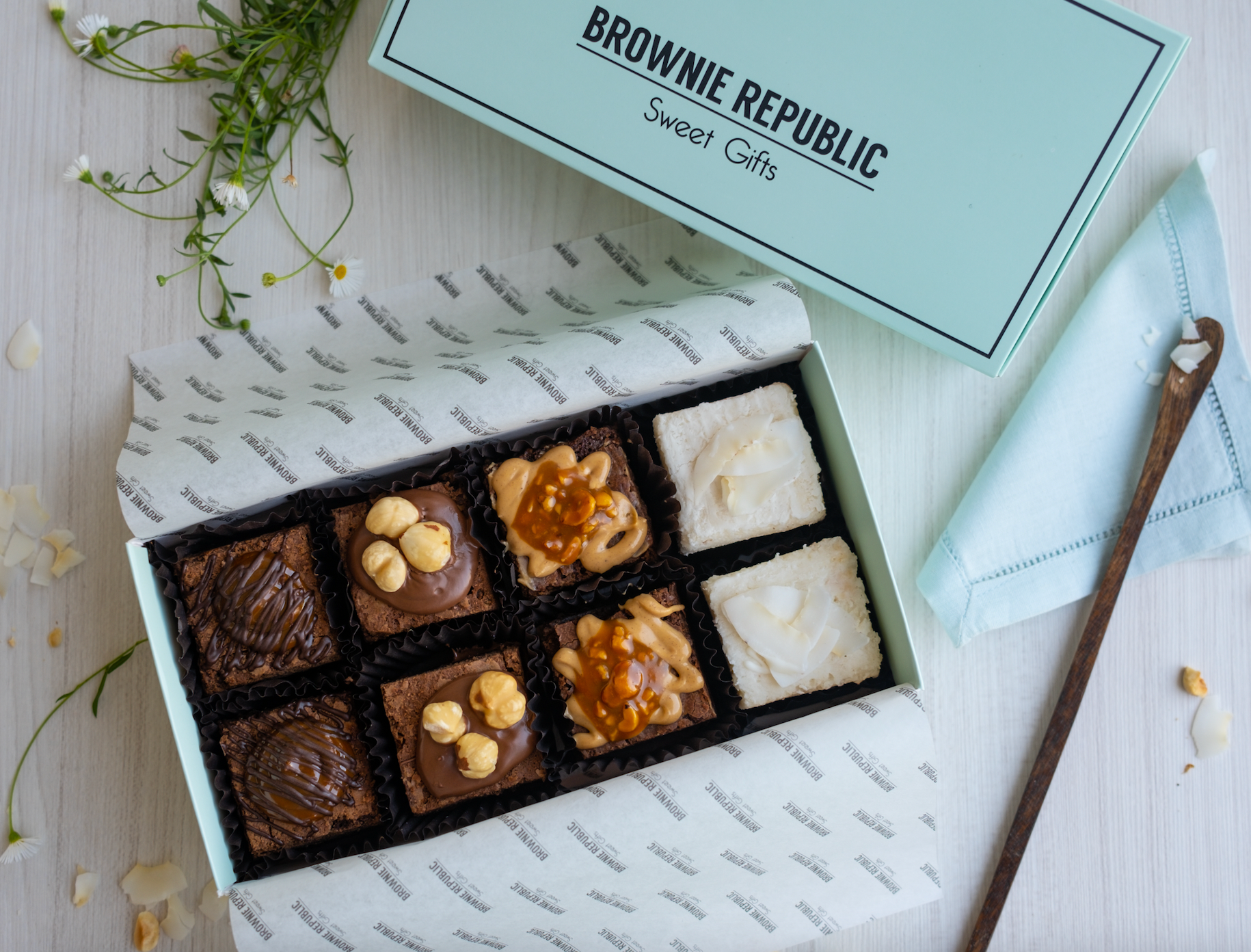 Image of Classic 8 Brownie Box