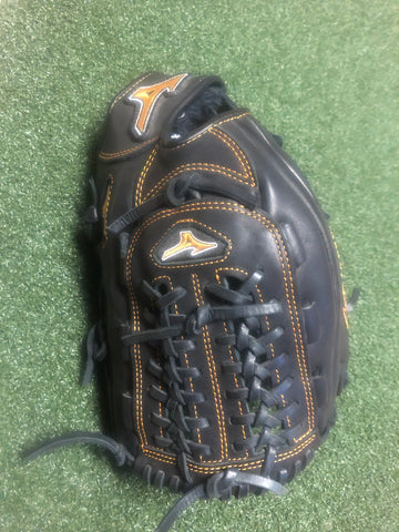 mizuno future pro model