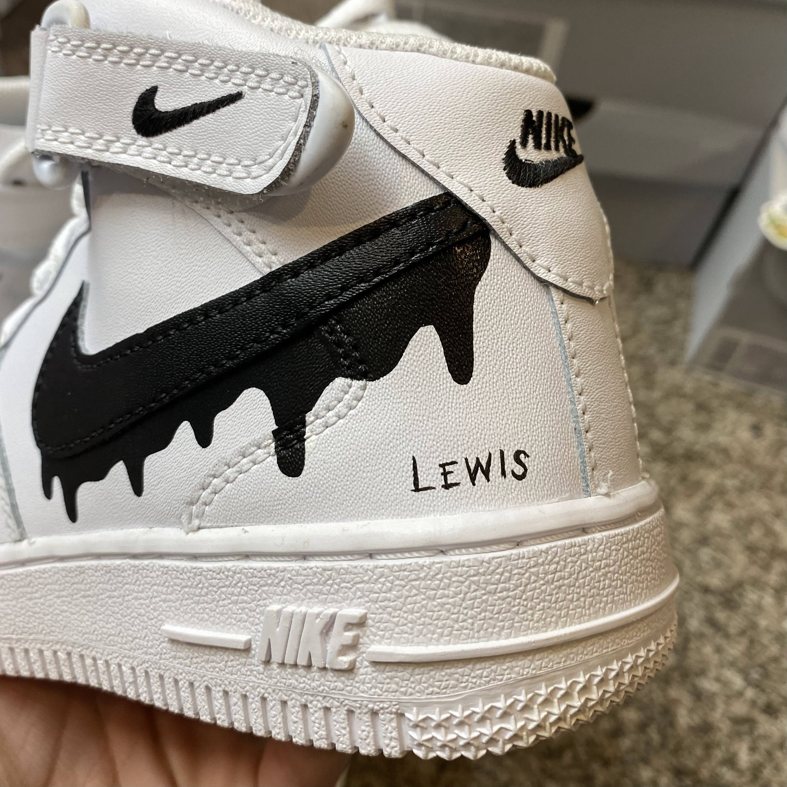 Black Drip Custom Air Force 1 - Hand Painted AF1 - Custom Forces – Merakicks