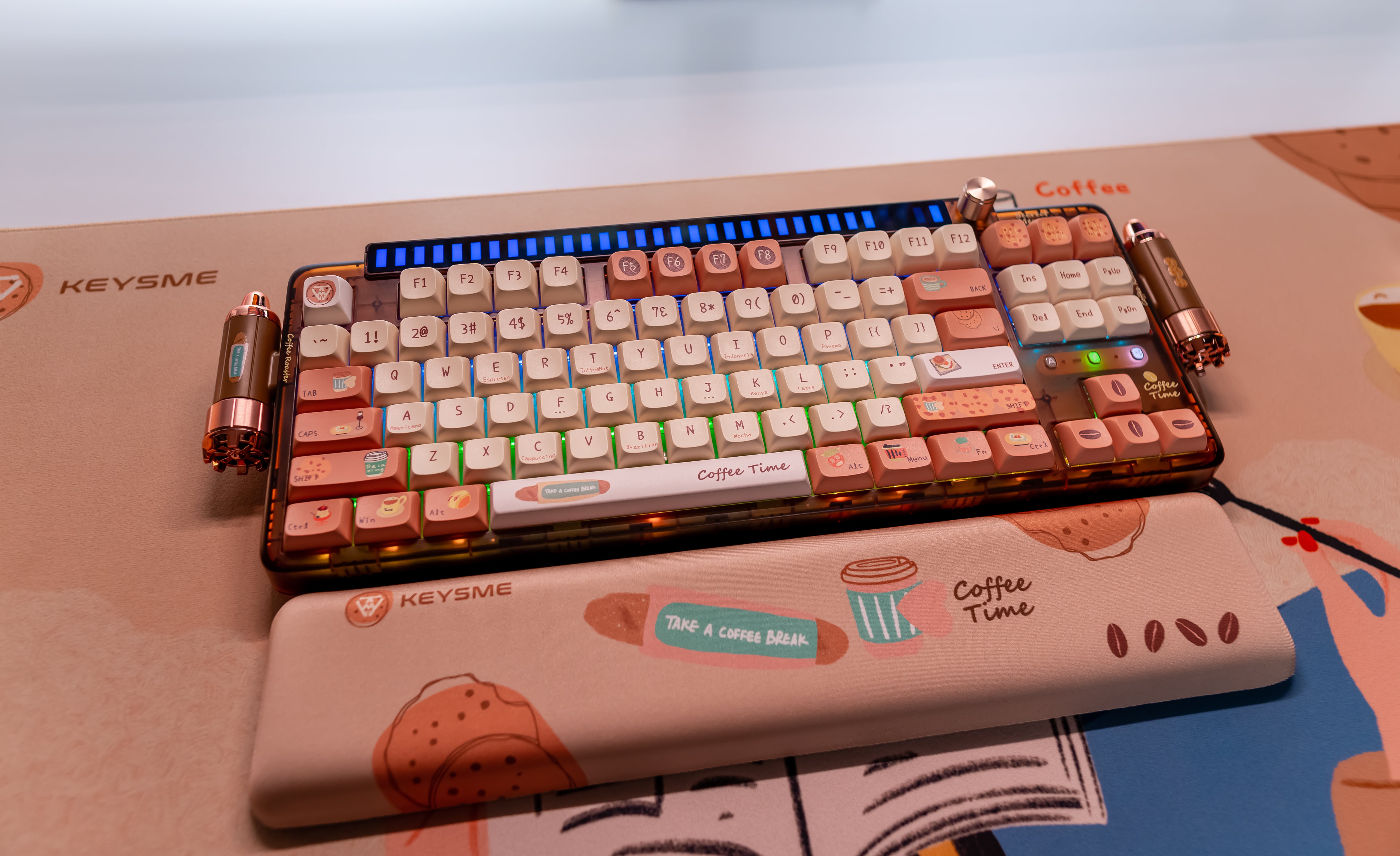 keysme lunar 01 spaceship mechanical keyboard caramel latte.jpg__PID:58d32bd2-01ff-400f-8a47-b62086748600