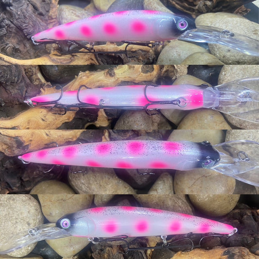 https://cdn.shopify.com/s/files/1/0664/6703/7458/files/PinkPantherDeadEyeCrankBait.jpg?v=1691982058&width=533