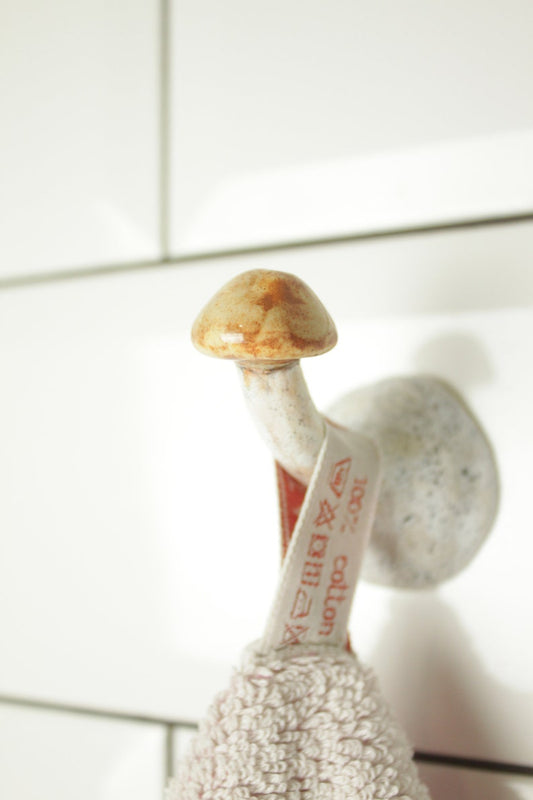 Aspen Mushroom Hook, Mushroom Decor, Merry Mushroom, Mushroom Figurine –  LeilyCloud