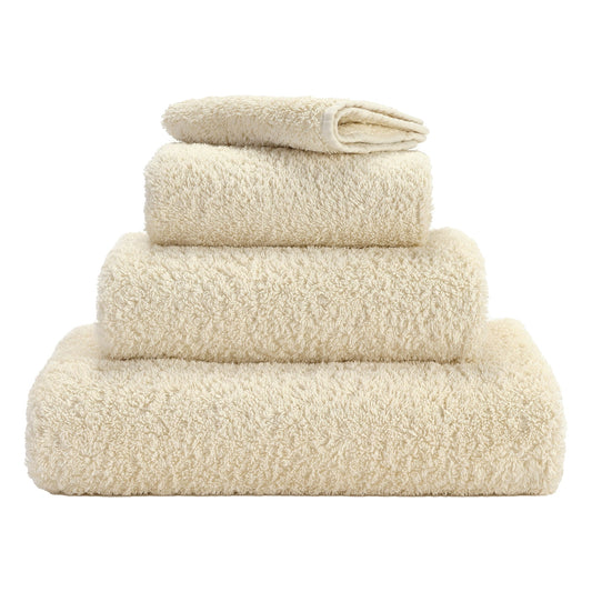 https://cdn.shopify.com/s/files/1/0664/9312/0730/products/super-pile-egyptian-cotton-towel-101-ecru-706611.jpg?v=1686864825&width=533