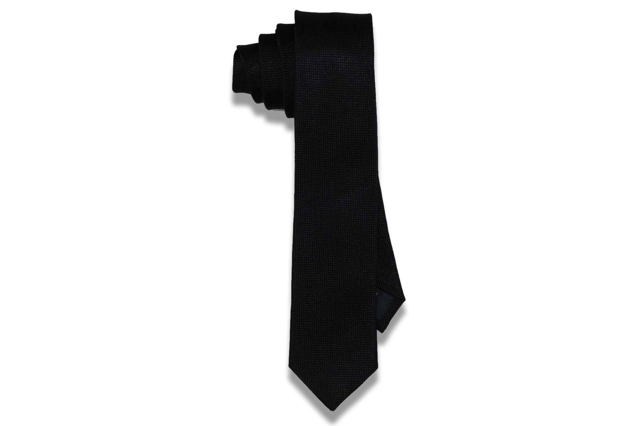 Textured Black Silk Skinny Tie – Aristocrats Bows N Ties