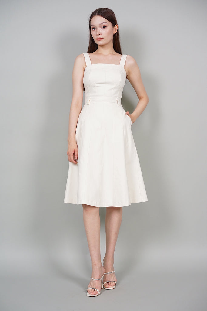 Frances Midi Dress in White –