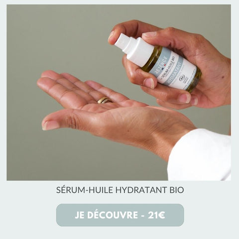 serum-huile-hydratant-appliqué-sur-une-main