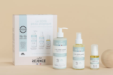 Le coffret de Réjence pour soulager les symptômes de l'eczéma composé de 3 produits : le gel crème nettoyant, le gel crème quotidien et le sérum apaisant