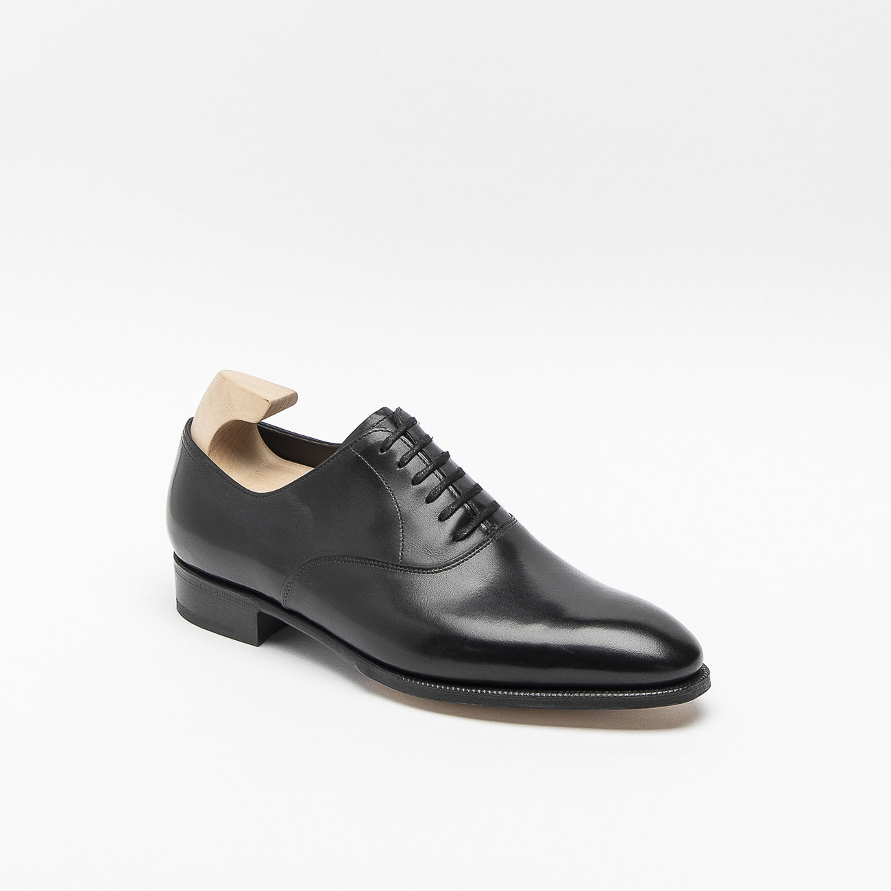 John Lobb Seaton lace-up shoe in black leather – Borghini