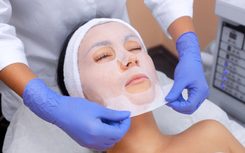 Facial mask after microneedling