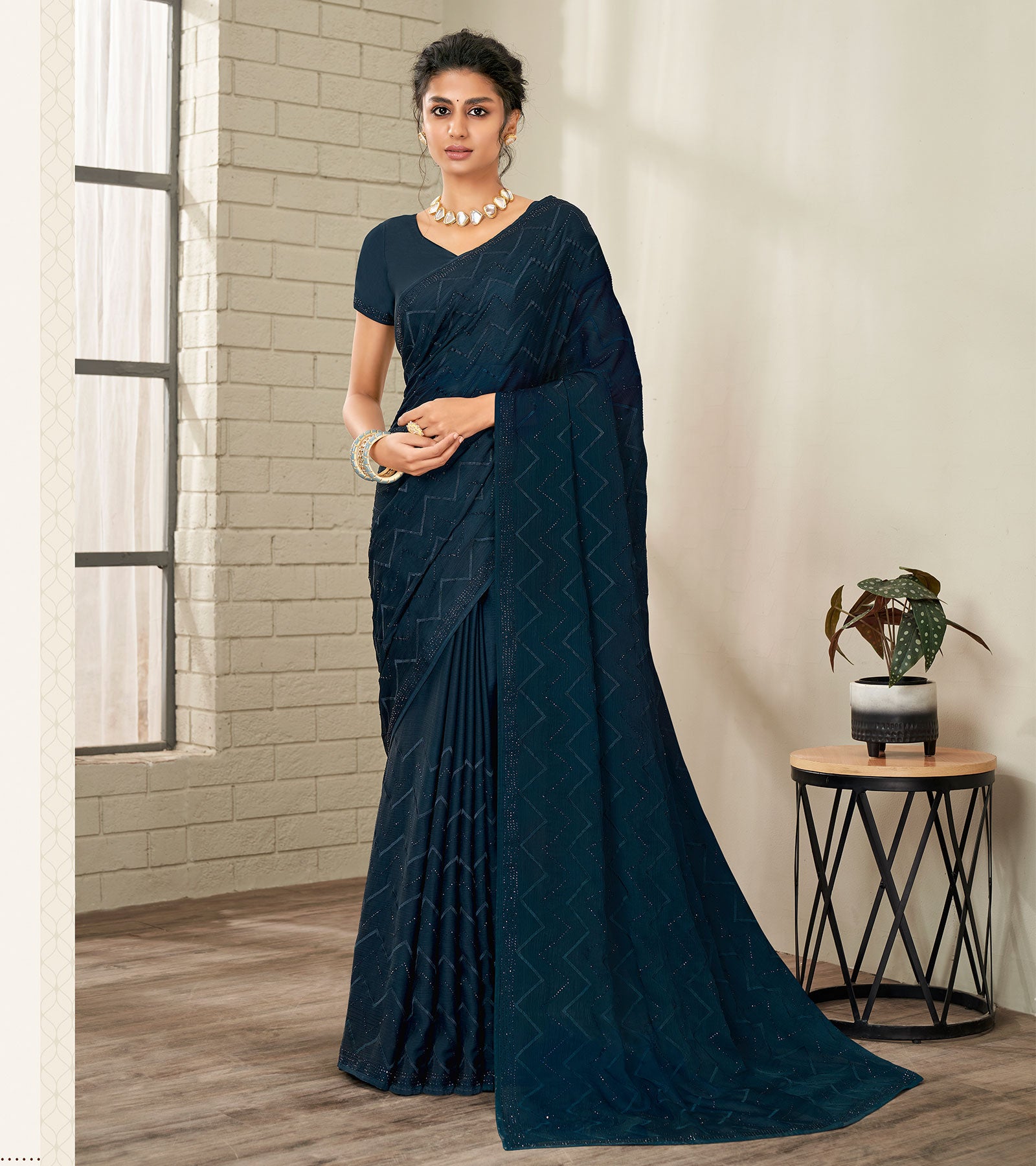 Buy online Laxmipati Brand Saree from ethnic wear for Women by Laxmipati  for ₹1099 at 70% off | 2024 Limeroad.com