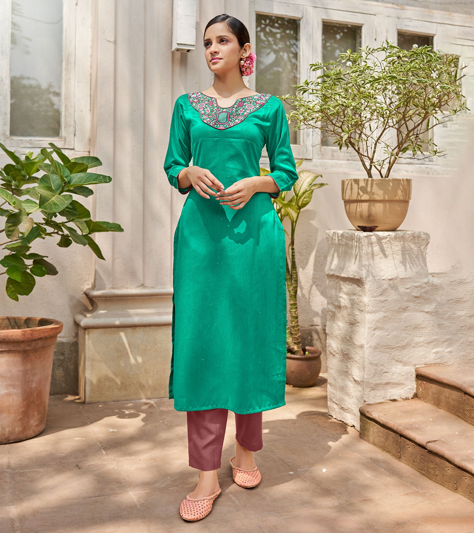 Find Women light green color Straight Kurta with cotton lace by Sarraf  Garments near me | Jagatpura, Jaipur, Rajasthan | Anar B2B Business App