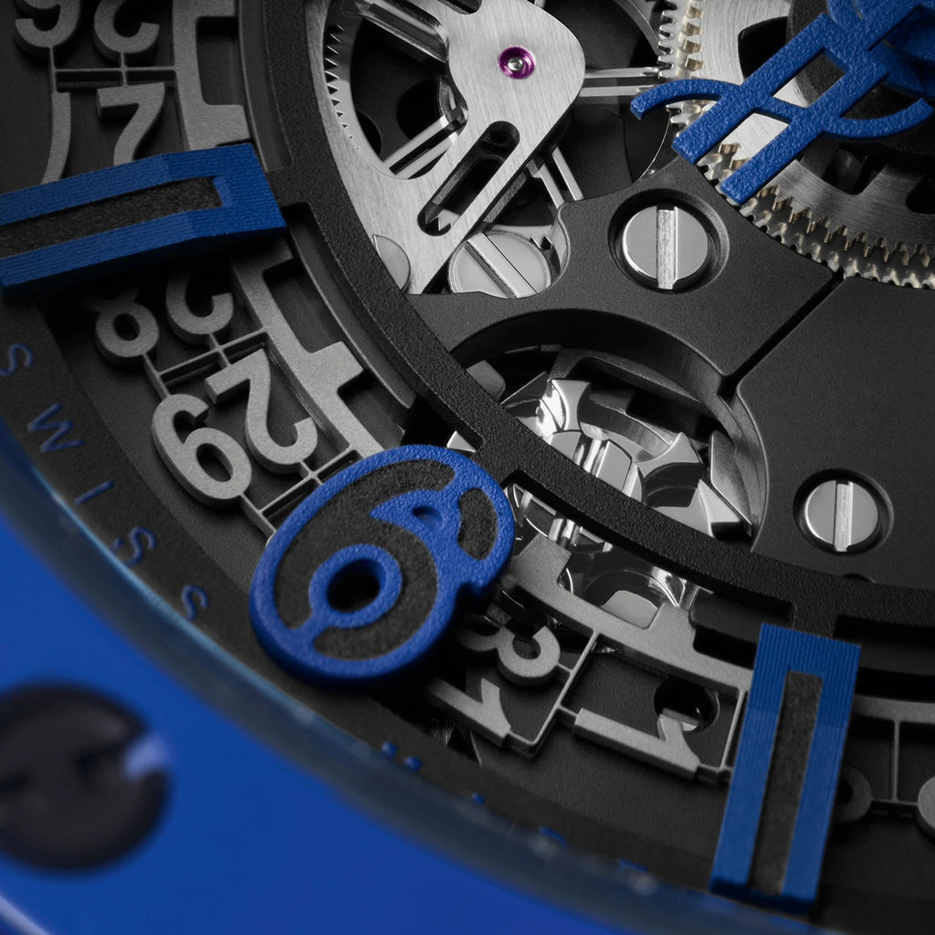 HUBLOT Big Bang Unico Blue Magic Chronographe Automatique 45 mm - Meilleures montres de plongée de luxe pour hommes des profondeurs - GRANDGOLDMAN.COM