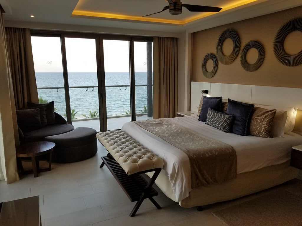 Luxury Family Suite Ocean View - Royalton Riviera Cancun Review - GRANDGOLDMAN.COM