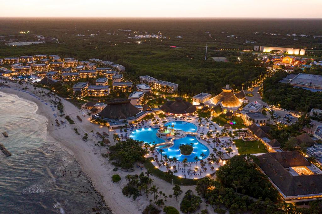 Bahia Principe Grand Tulum - Best All Inclusive Resorts for Families MEXICO - GRANDGOLDMAN.COM