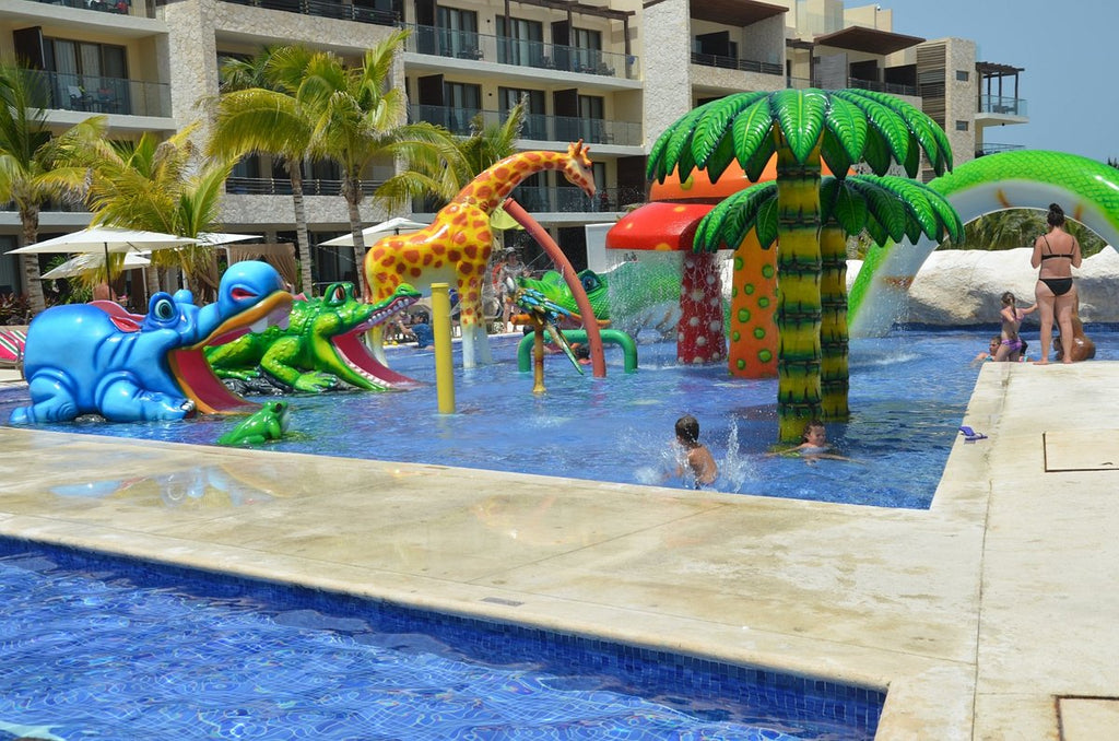 Royalton Splash Riviera Cancun Water Park - Royalton Riviera Cancun Review - GRANDGOLDMAN.COM