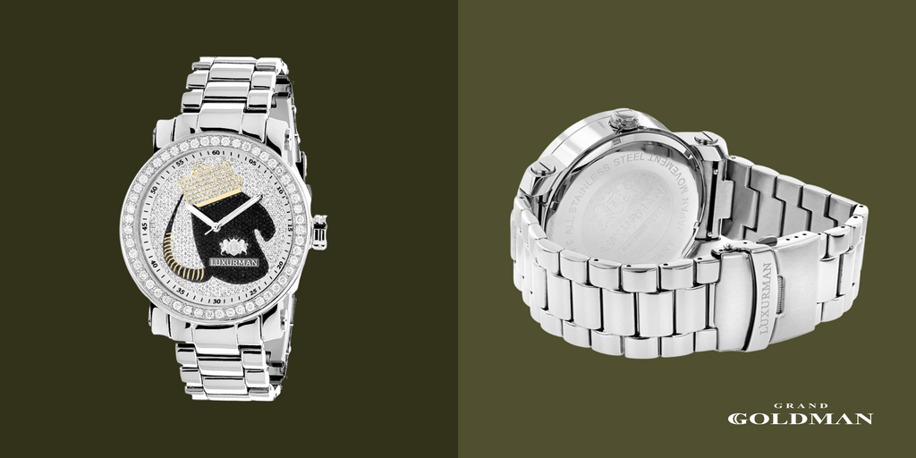 Montre pour homme à grand diamant avec gants de boxe 4 CT Luxurman Southpaw Edition - Éblouissante et intemporelle : 49 meilleures montres en diamant que vous pouvez acheter aujourd'hui - GRANDGOLDMAN.COM