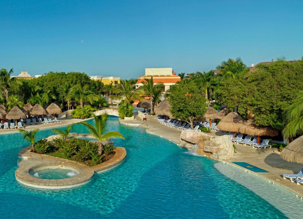 Iberostar Selection Paraiso Maya All Inclusive - Best All Inclusive Resorts For Families PLAYA DEL CARMEN (With Waterparks)