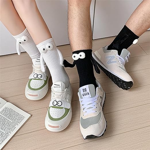 Smilelife 2 Pairs Magnetic Holding Hands Socks Funny Socks Gift For Lovers, Couple, Buddies - Best weird gift ideas and stuff on amazon - weird gift website weird gift cards weird gift for friend - grandgoldman.com