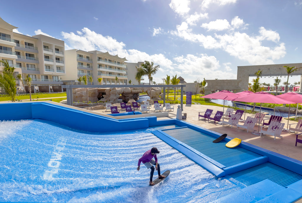 Planet Hollywood Cancun, flow rider - Best All Inclusive Resorts Brands - GRANDGOLDMAN.COM