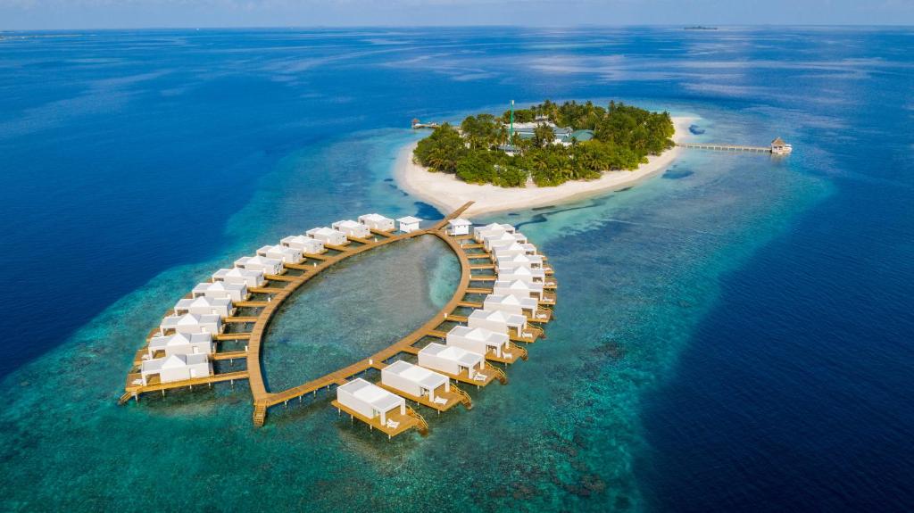 Sandies Bathala Maldives - Types of All-Inclusive Resorts