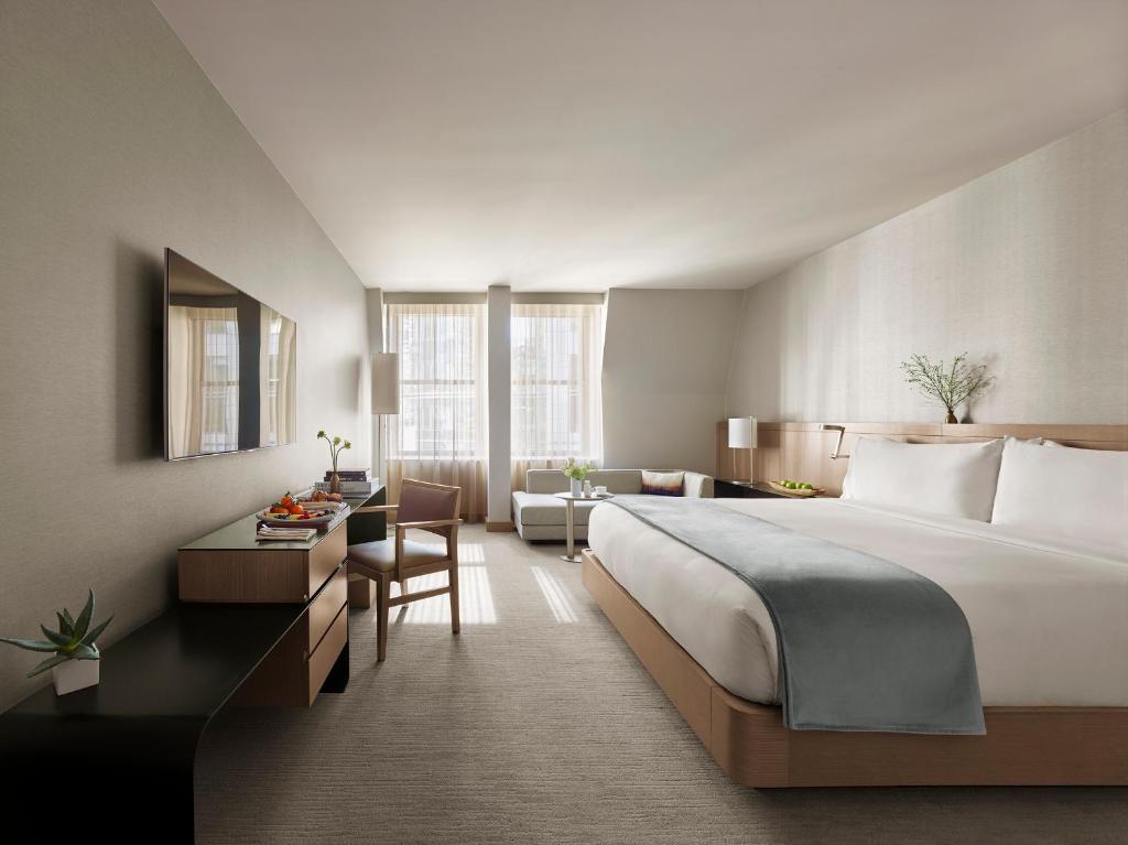 The Knickerbocker hotel room newyork - The Best Luxury Hotels in NYC Times Square