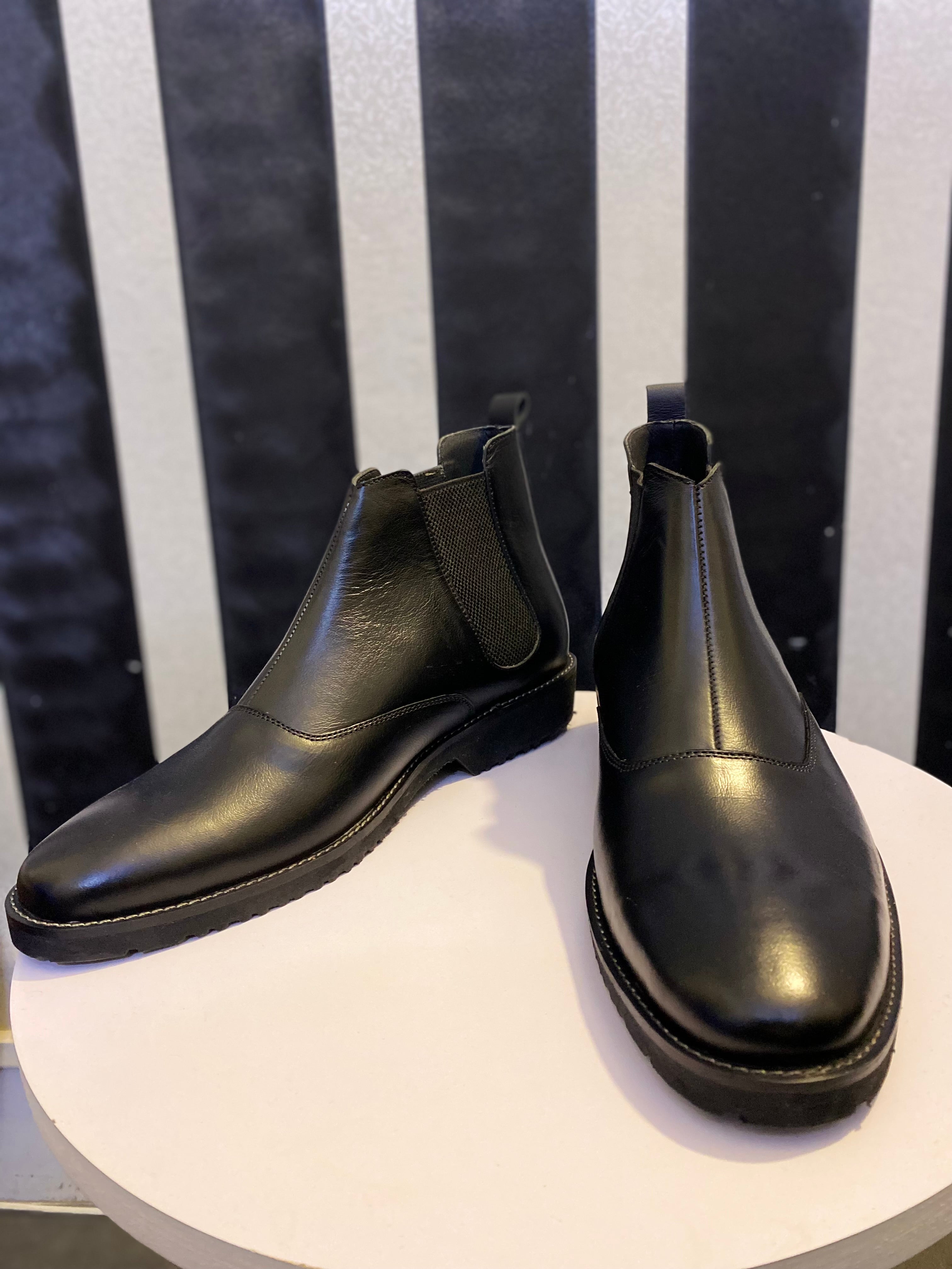 Chelsea Boot In Black – Larrigan
