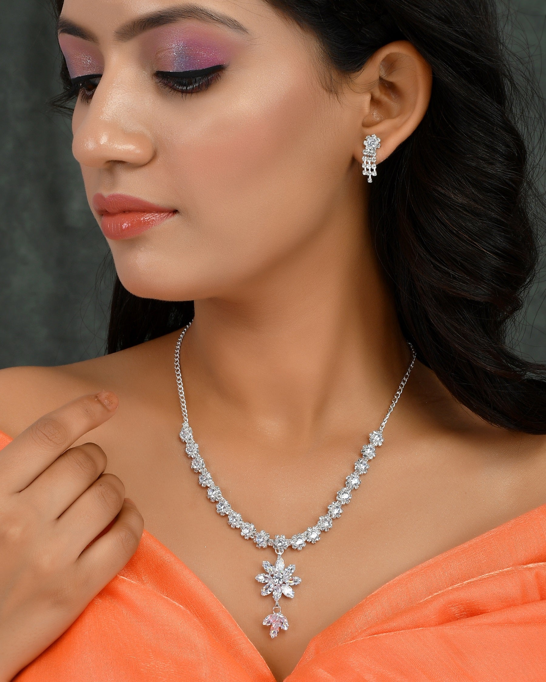 Buy Silver cubic zirconia necklace set by Sica Jewellery at Aashni and Co