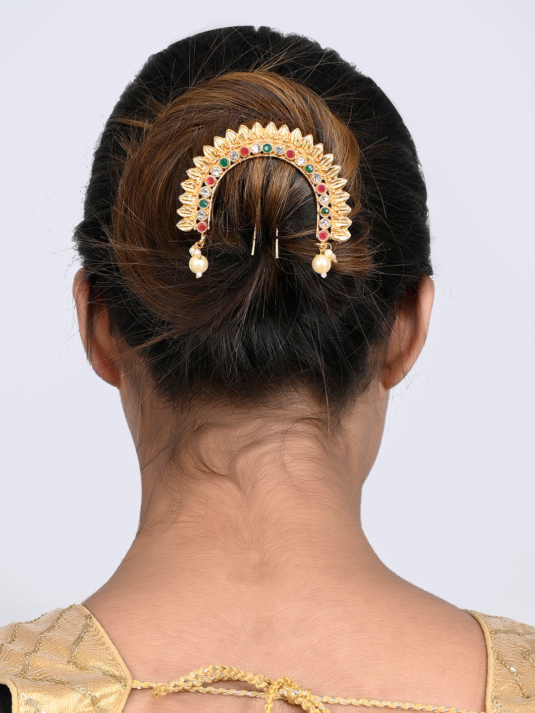 Hair accessories  Buy branded Hair accessories online metal plastic  party wear casual wear ethnic wear Hair accessories for Women at  Limeroad