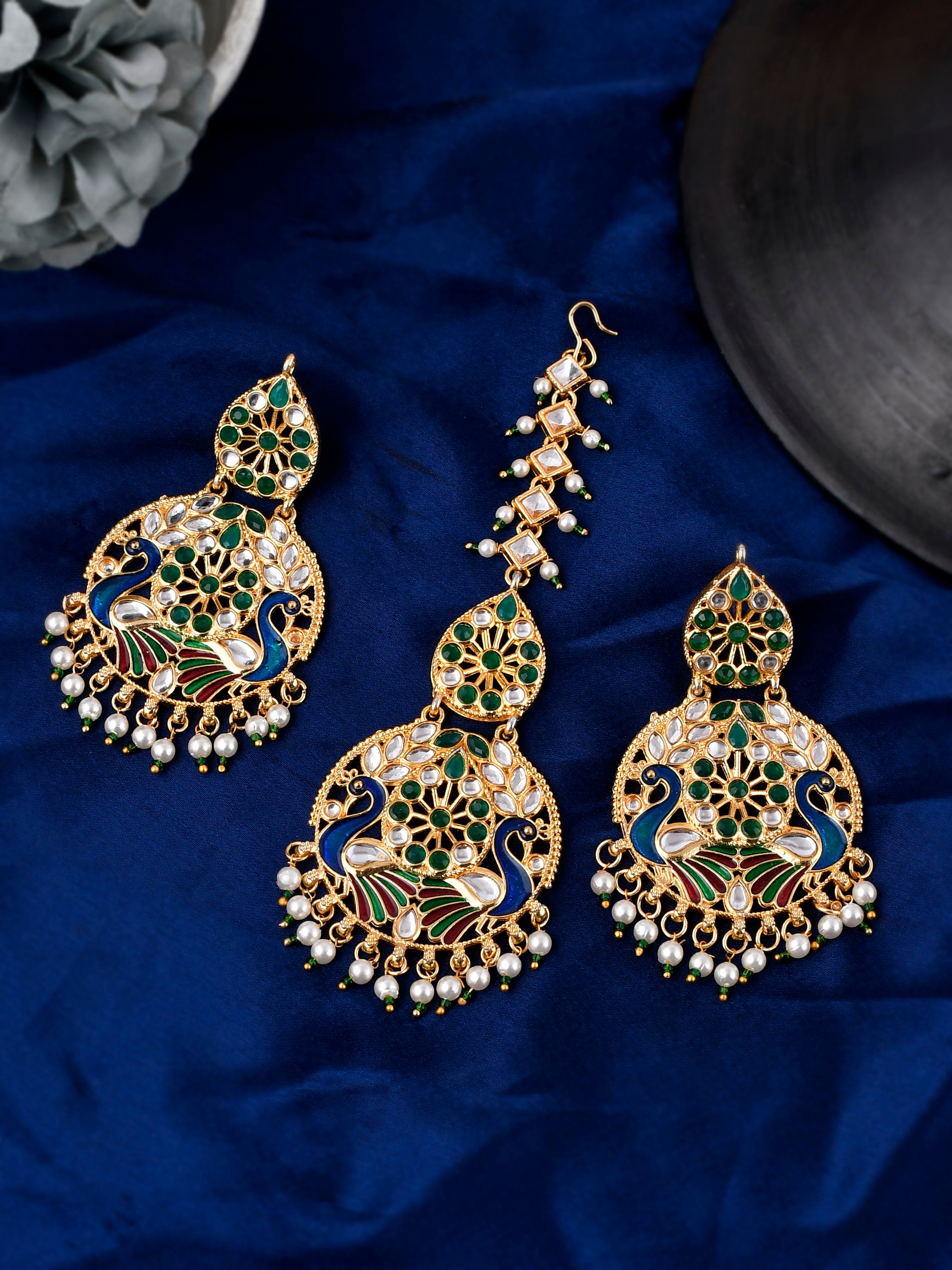 Buy Women's Round Silver-Plated Earring Maang Tikka By Bindhani