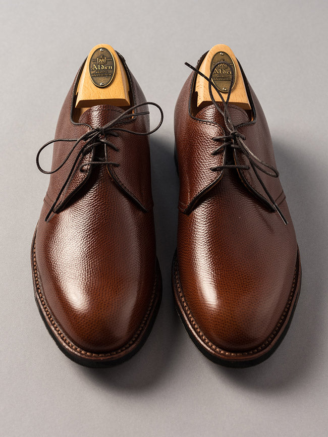 plain toe blucher