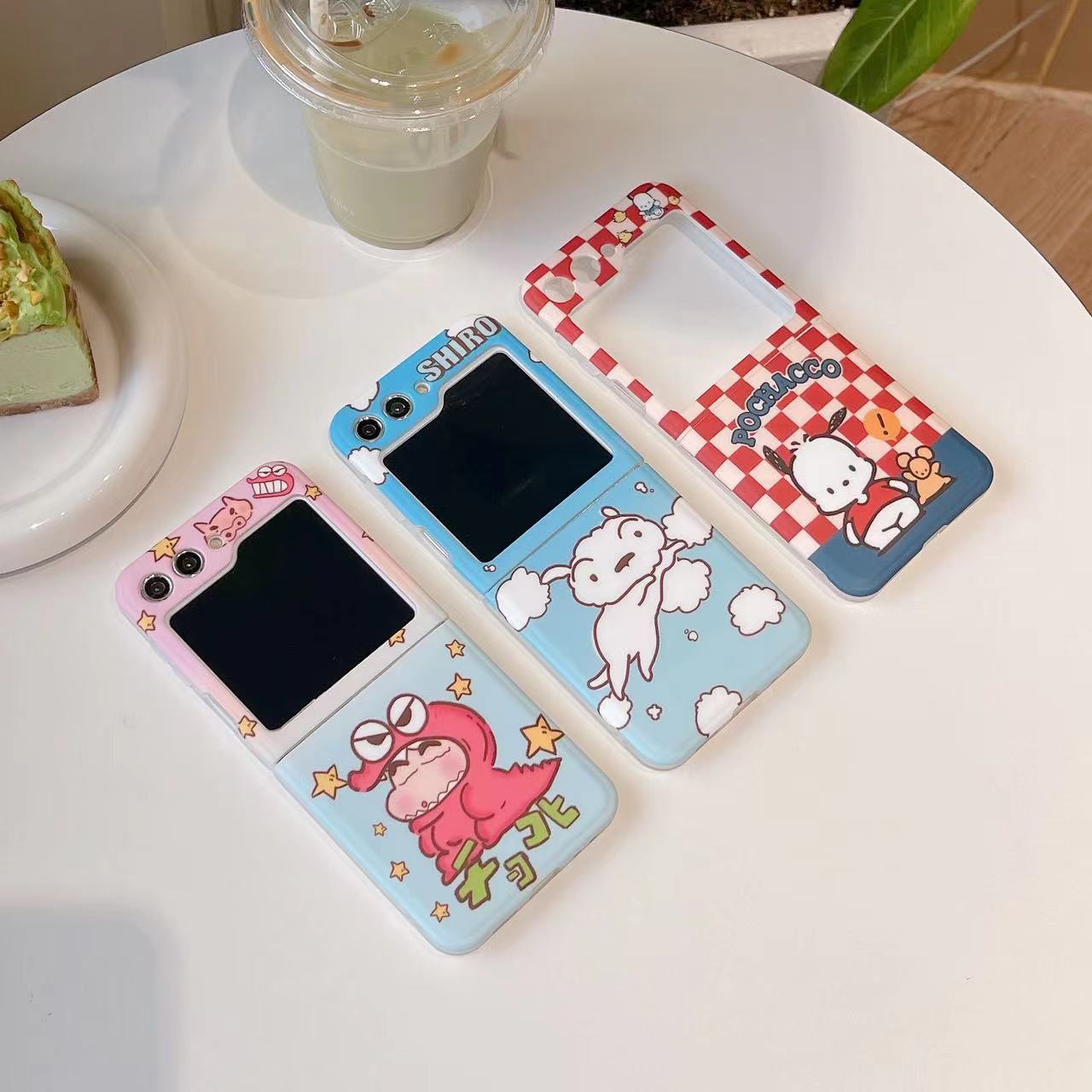 Samsung zflip mobile phone case cartoon Pochacco