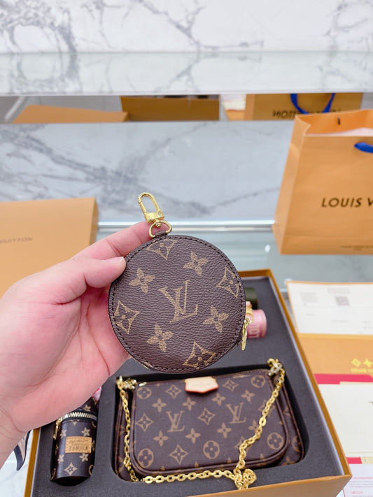 Louis Vuitton Porte Long Wallet w/dust bag, box, LV tissue and ribbon! in  2023
