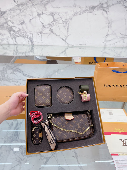 Louis Vuitton Editions Limitées Other 357604