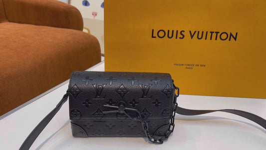 CHN LOUIS VUITTON 2022 new LV box bag Gu Ailing bag 103752