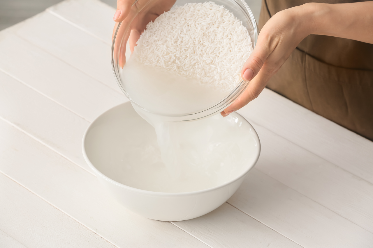 The Correct Way to Make Fermented Rice Water for your Skin