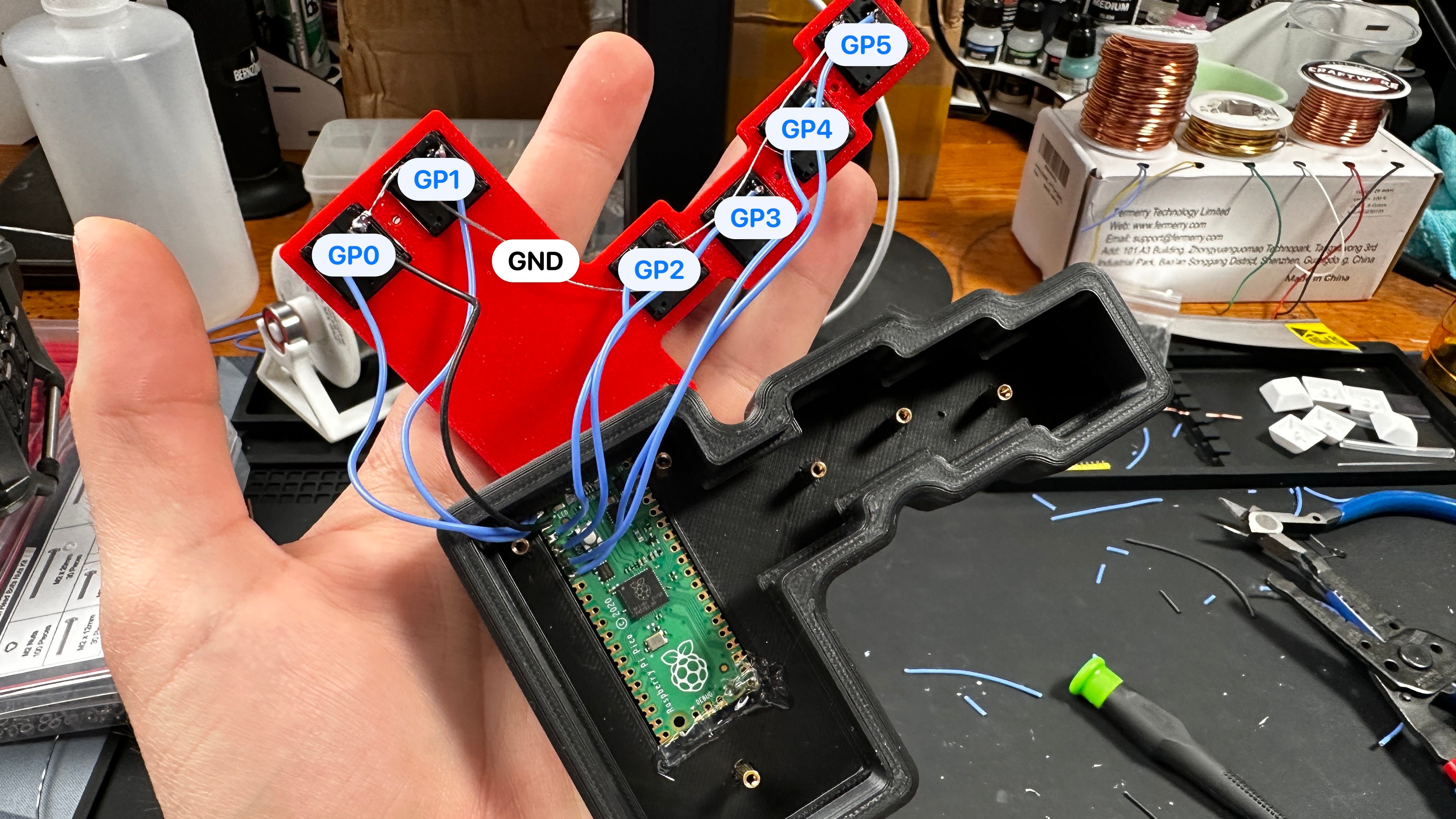 Annotated ScottoMouse wiring.