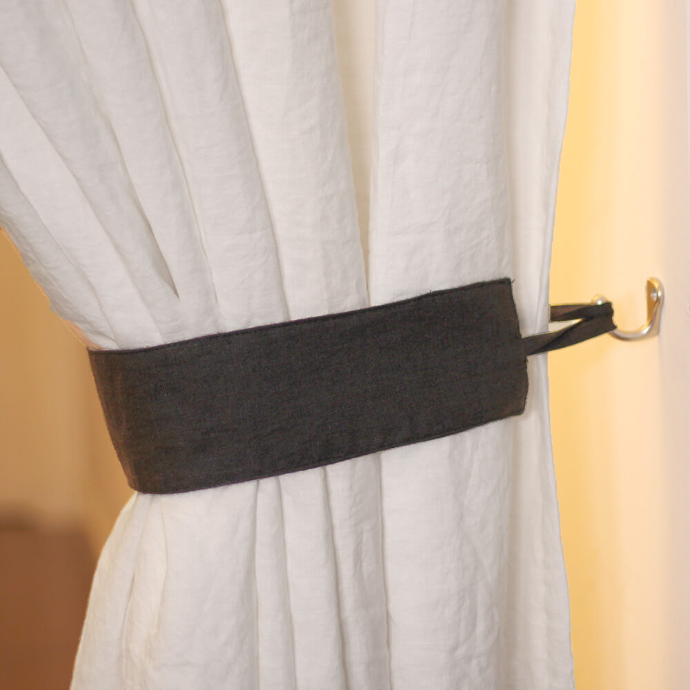 Set of 2 linen tiebacks for curtains - Bonjour le Lin product image