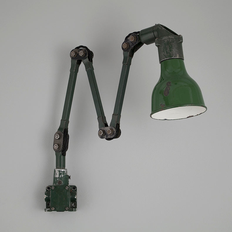 Industrial wall light by Mek Elek