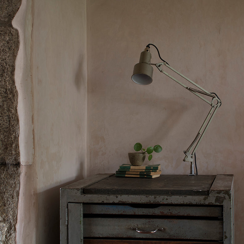 At home with Chris and Sophie desk light