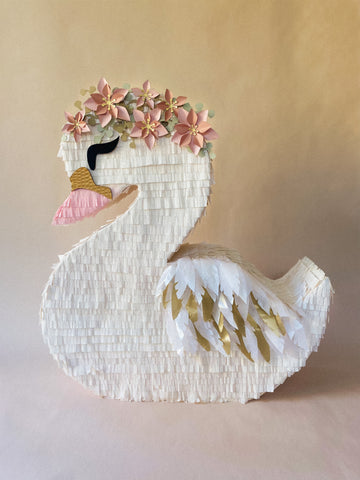 Princess Swan Piñata