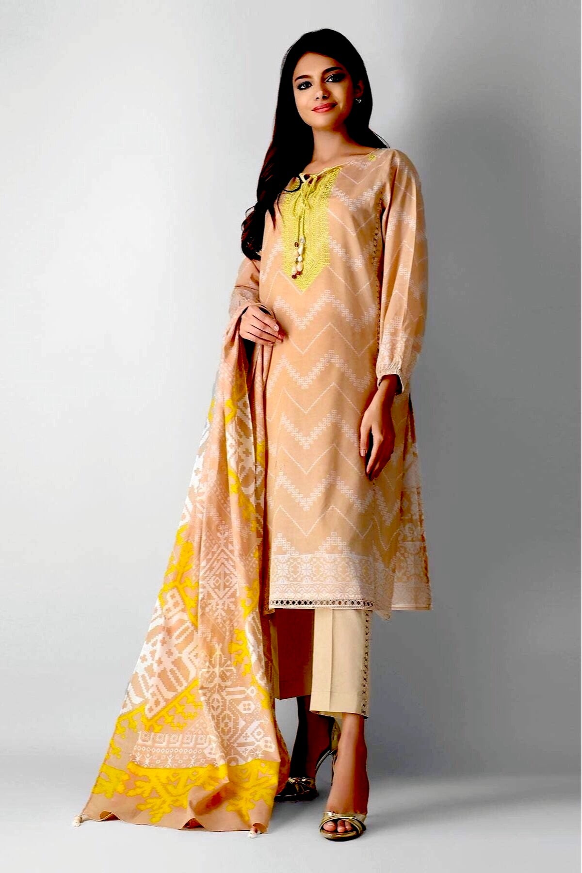 khaadi 3 piece suit stitched